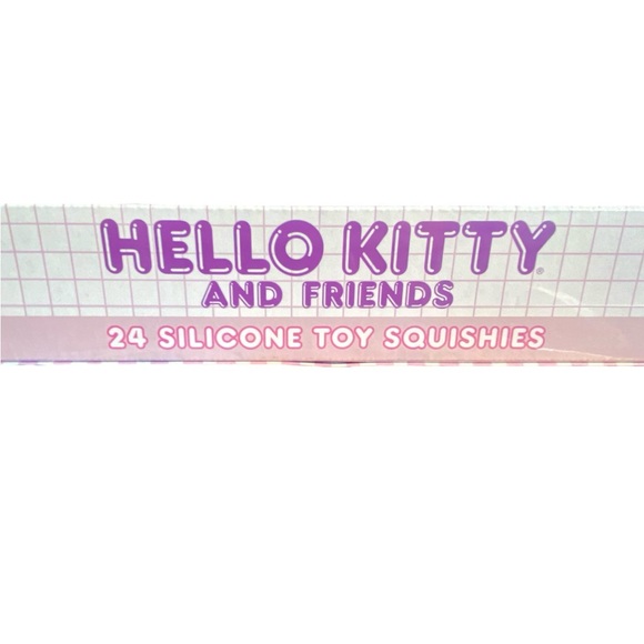 Hello Kitty Christmas Advent Calendar and Mug Set - Picture 3 of 11